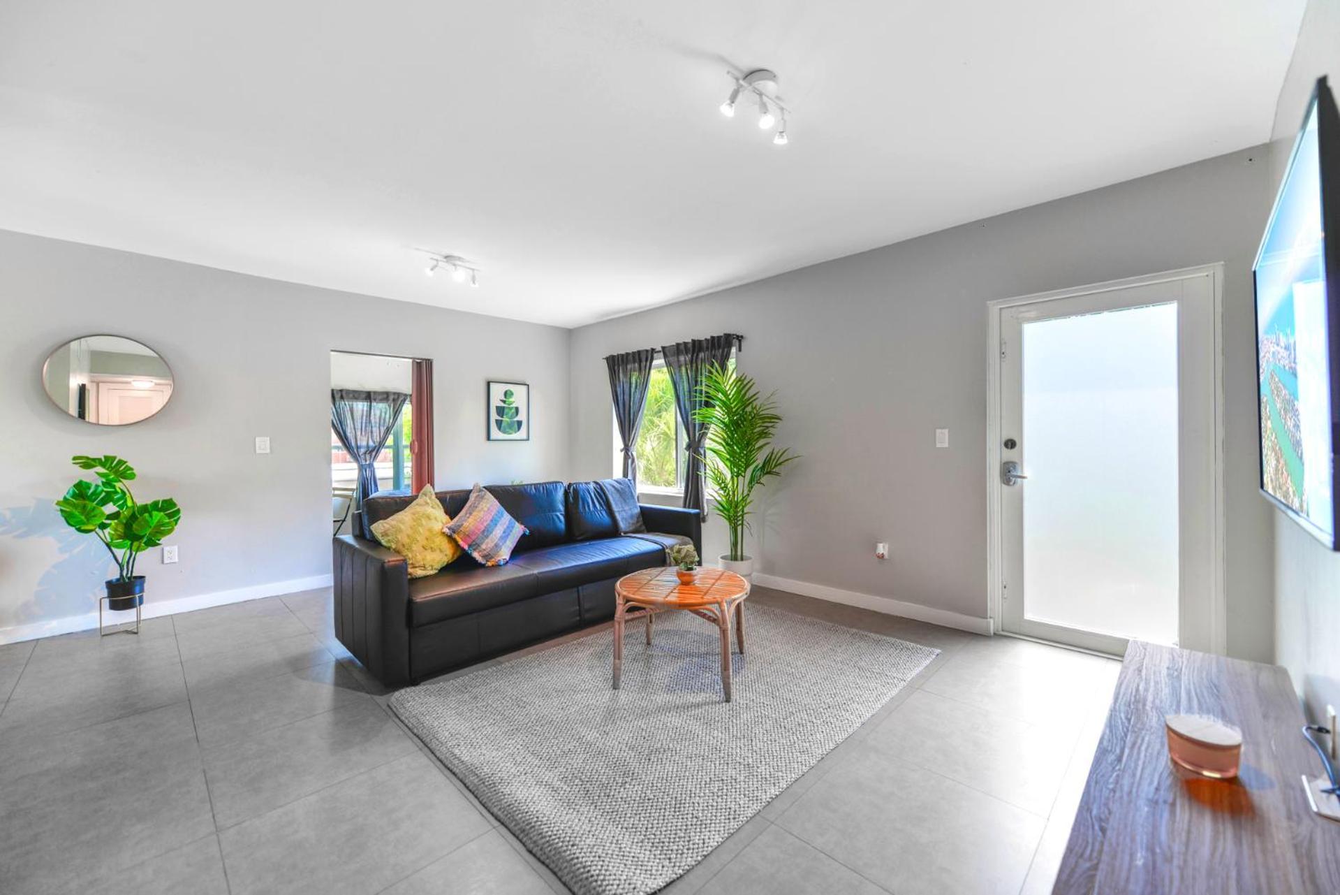 Appartement Comfy & Spacious Duplex W Amenities! *